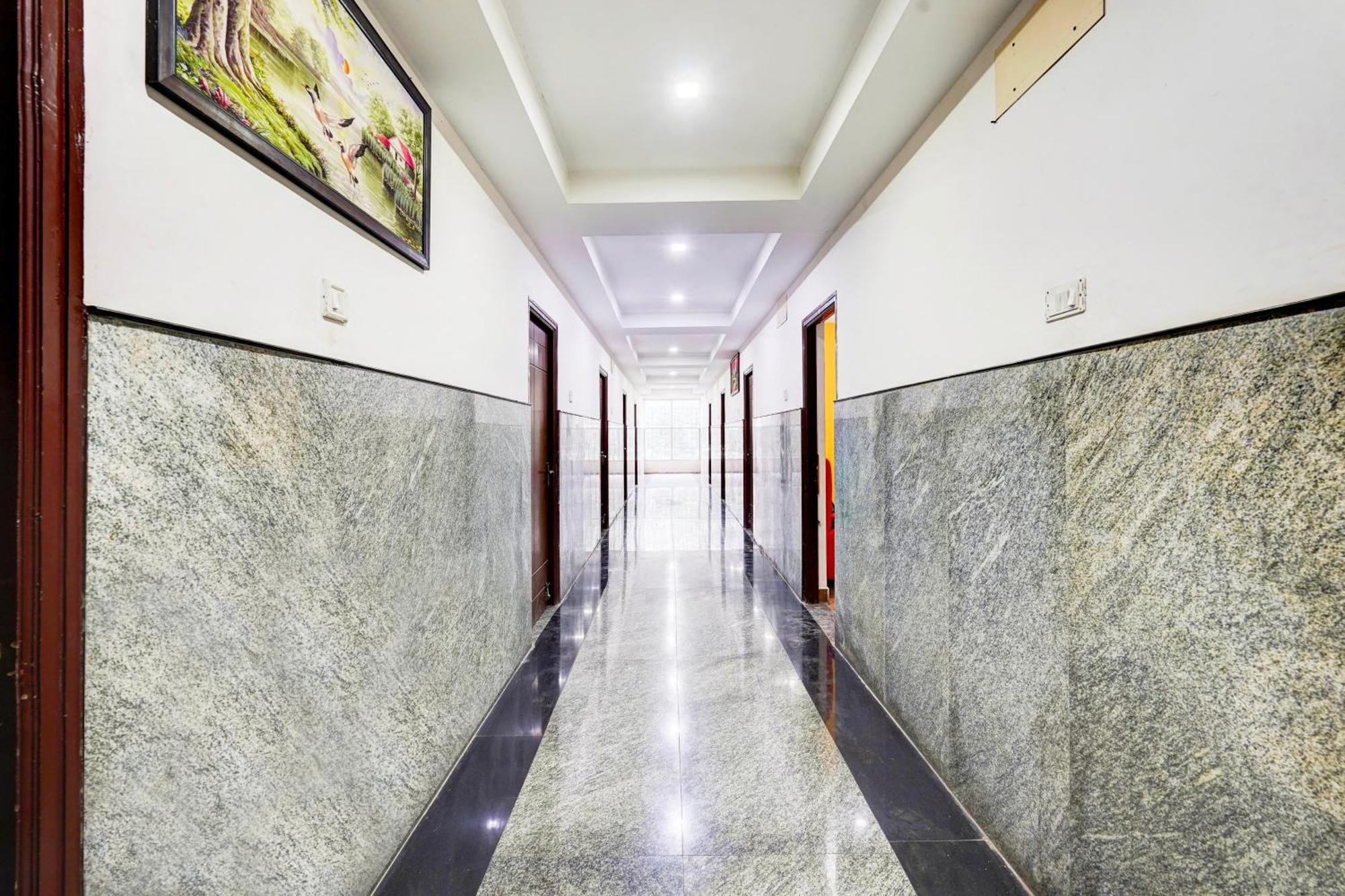 Hotel O Ambur Экстерьер фото