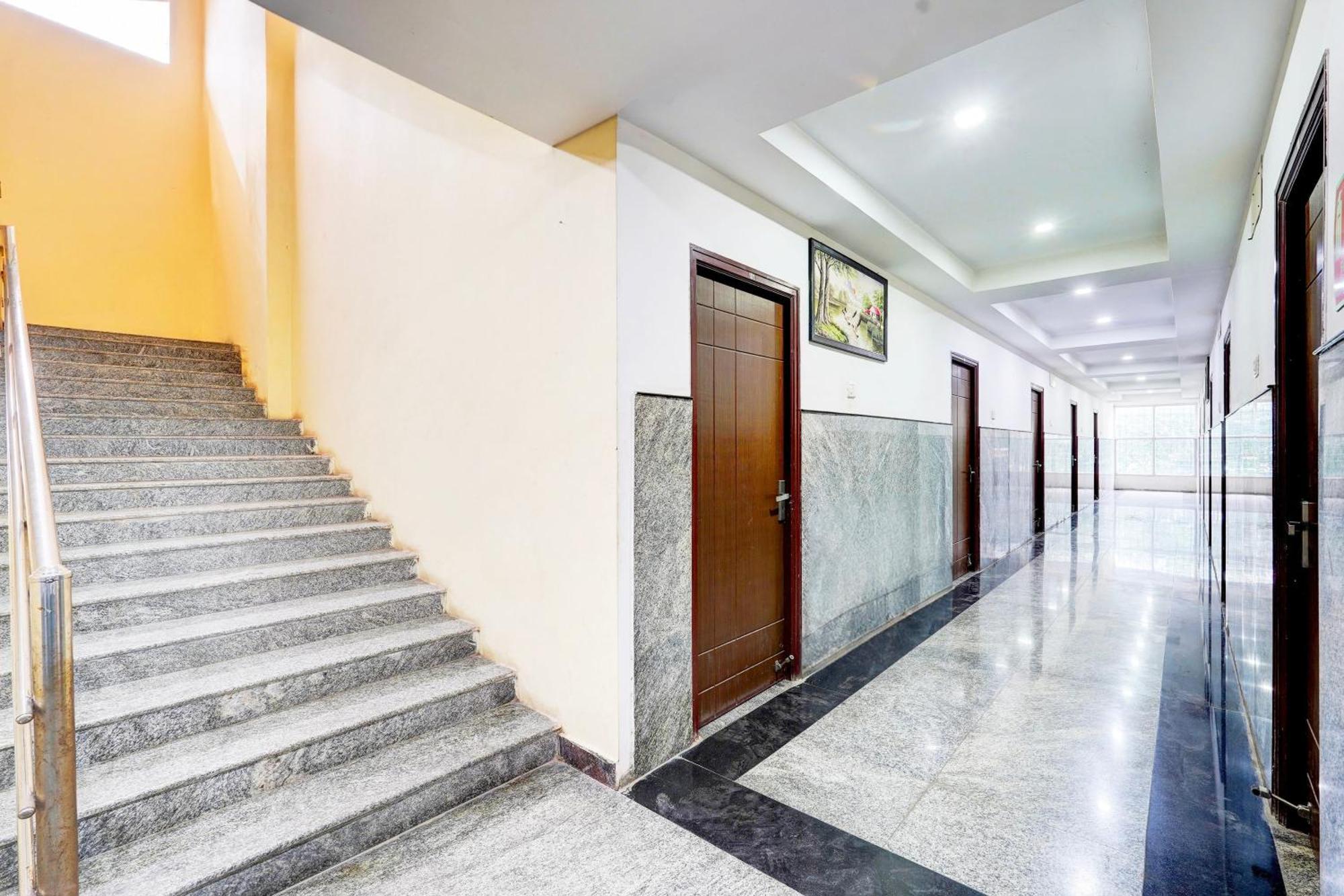 Hotel O Ambur Экстерьер фото